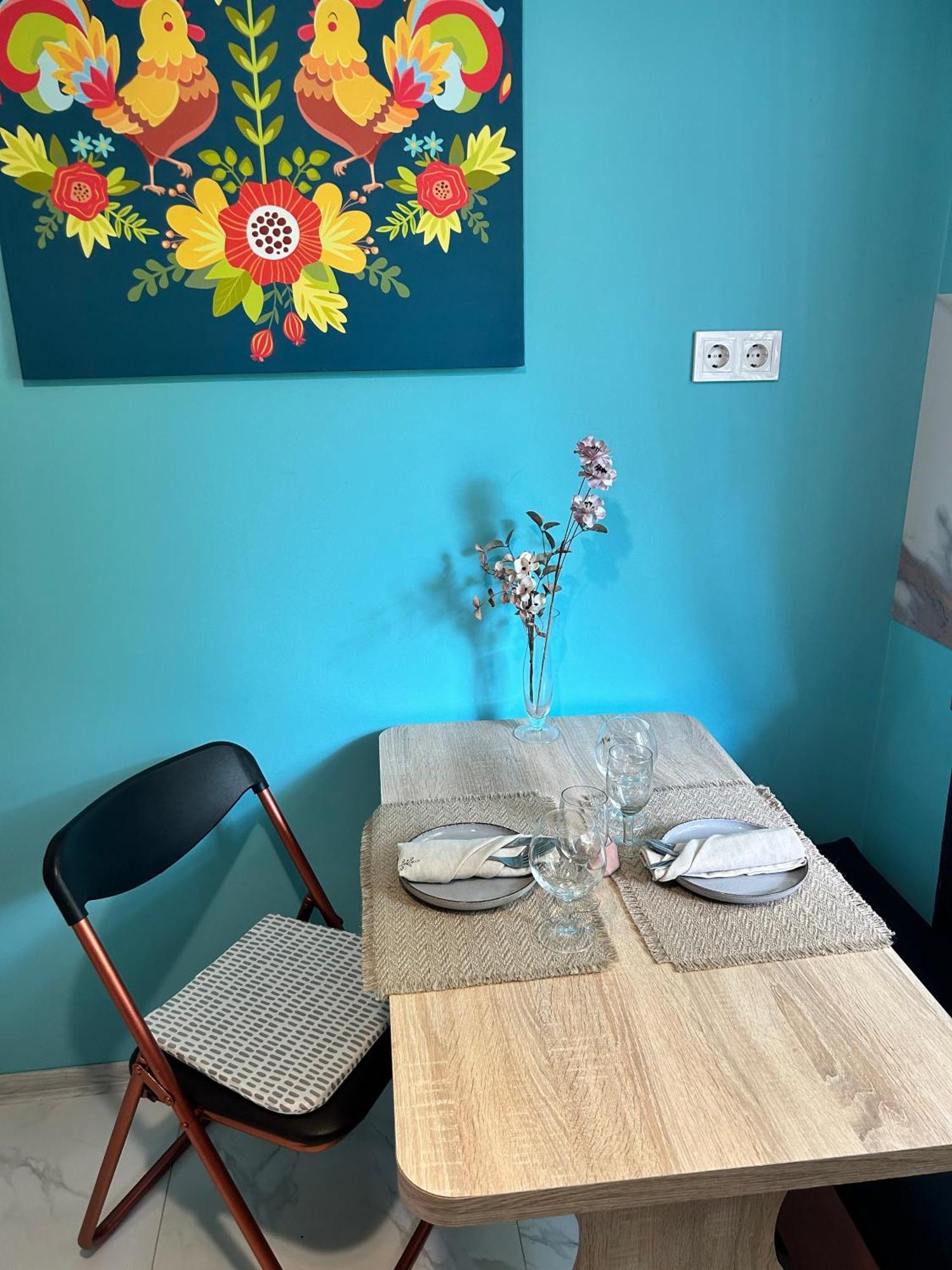 Lenin Street Hostel & Tours ティラスポリ エクステリア 写真