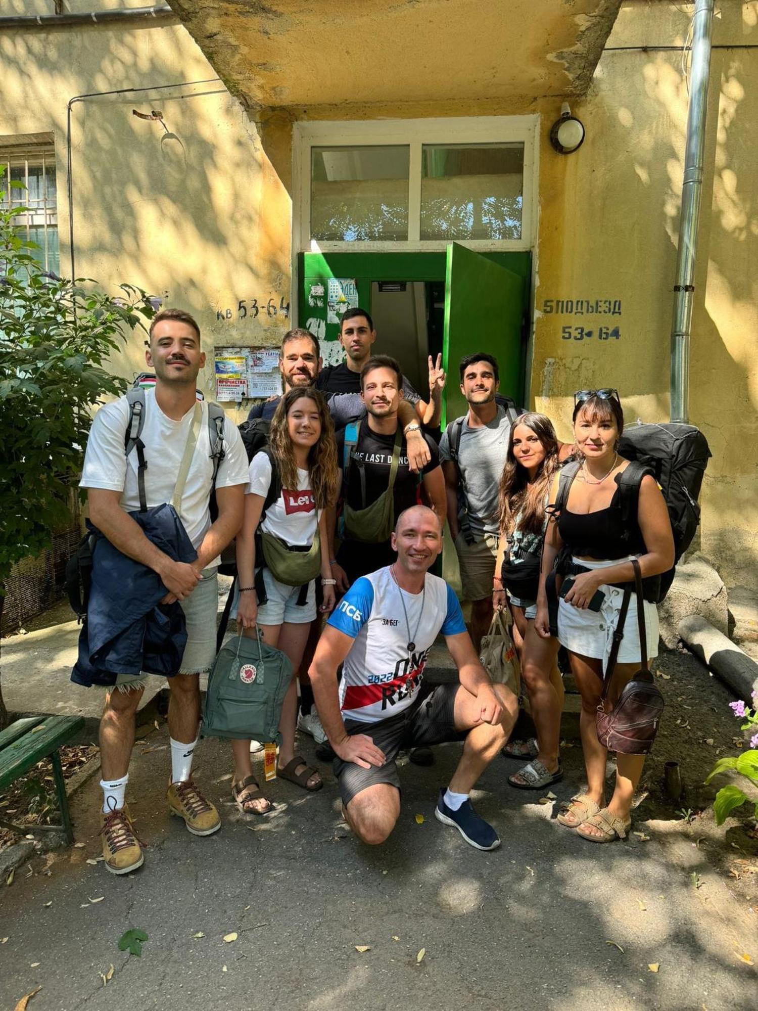 Lenin Street Hostel & Tours ティラスポリ エクステリア 写真