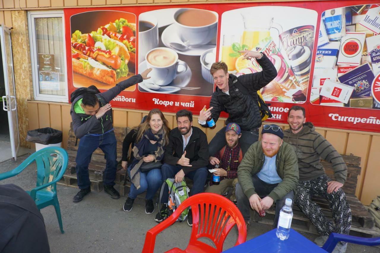 Lenin Street Hostel & Tours ティラスポリ エクステリア 写真